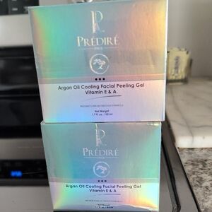 Prédiré Paris Argan Oil Cooling Facial Peeling Gel - Silver